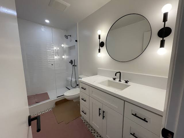Bathroom Remodeling Services a Rock Isla Illinoinds